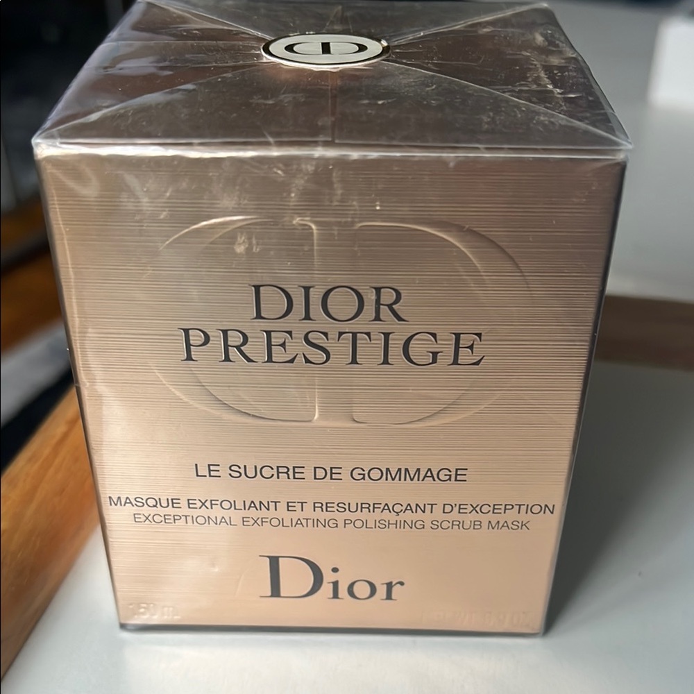 Dior Prestige Exfoliating Scrub Mask - Gold